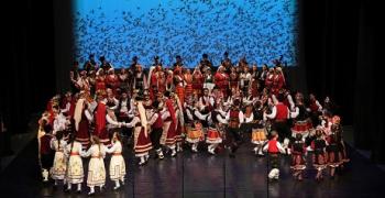 С бурни аплодисменти и в препълнена зала Ансамбъл „Загоре" отбеляза 70 г. от създаването си с невероятен спектакъл в три части
