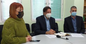 Зам.-министър Евгени Григоров: 230 души са ваксинирани в двата кабинета в Стара Загора днес