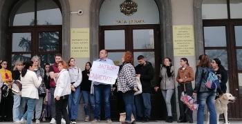 Министърът на правосъдието Георги Георгиев предлага по-тежки наказания за жестокост към животни