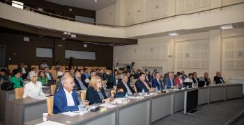 Купуват робот за подводно почистване на Плувния басейн в Стара Загора