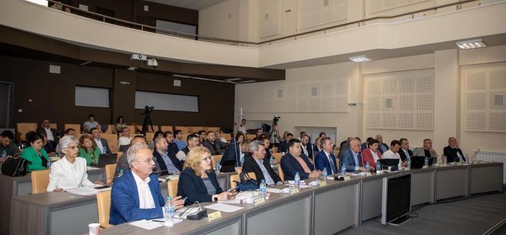 Купуват робот за подводно почистване на Плувния басейн в Стара Загора