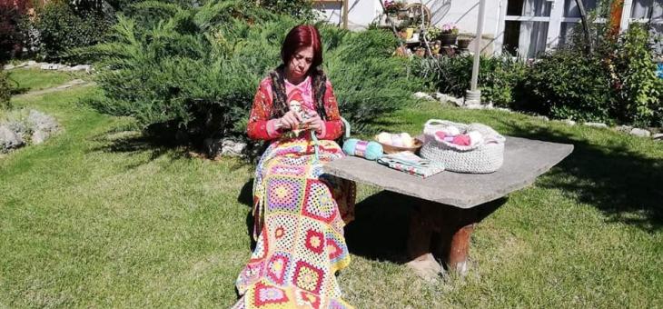 Старозагорка избра плетивата срещу коронавируса